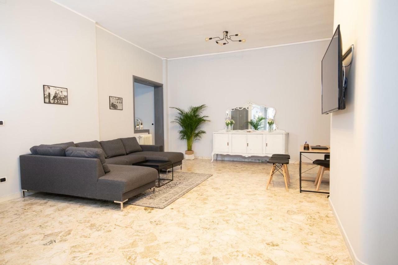 Rudiae Boutique Bed & Breakfast Lecce Bagian luar foto