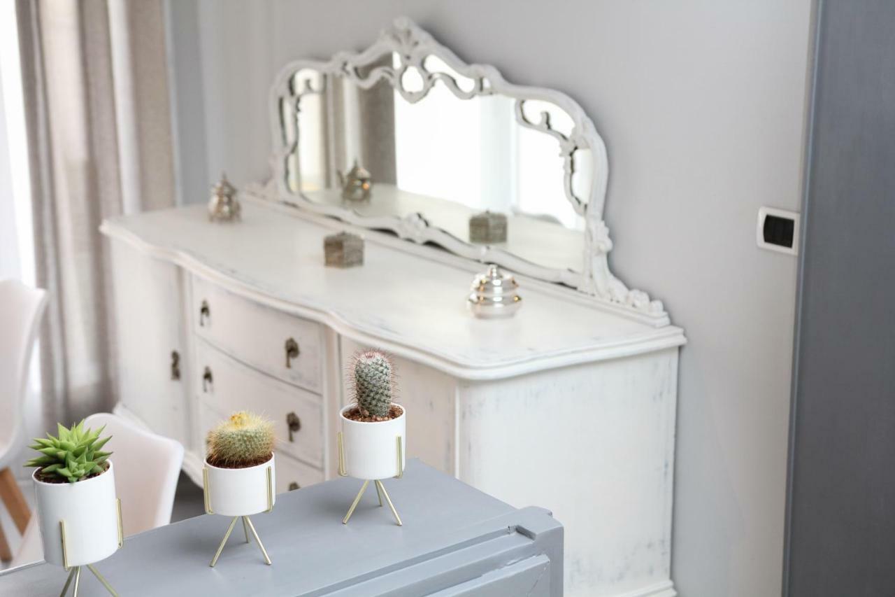 Rudiae Boutique Bed & Breakfast Lecce Bagian luar foto